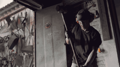 打起来了，爆发冲突，霍华德遭四人围剿！