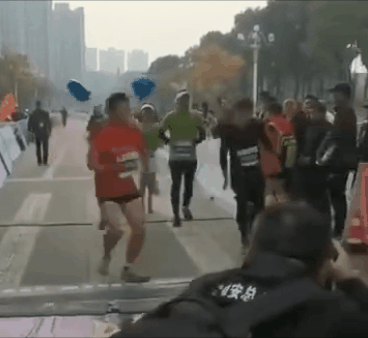 哈哈哈哈哈哈!2019年马拉松“沙雕”行为大全