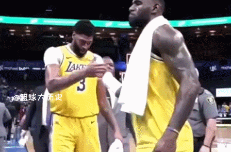 湖人众将的Handshake,难怪我进不了NBA!