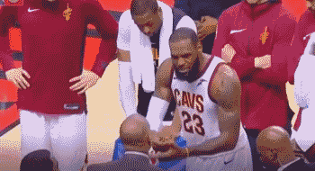 骑士又是一场惨败，这次99-133输给了猛龙。