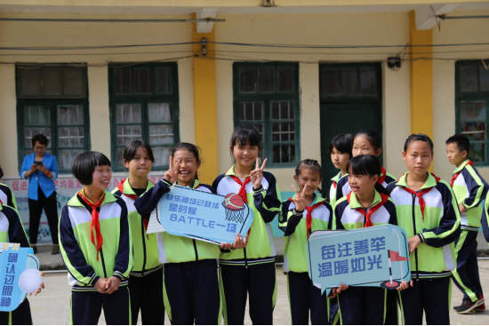 图为&nbsp;往年“公益体彩&nbsp;快乐操场”广西公益活动现场