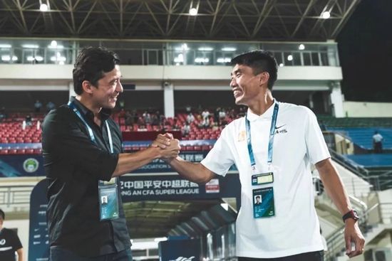 粤媒：郑智与谢晖为中国足球带来了活力与激情 - 来球网
