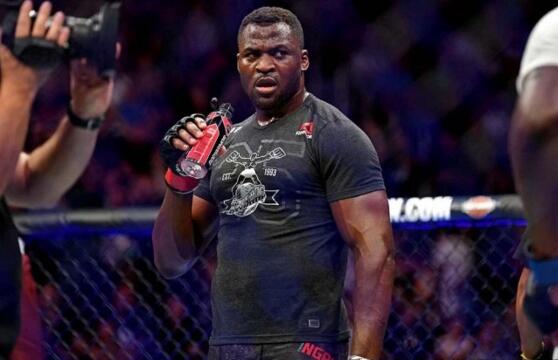 ufc北京赛头条数据解析柯蒂斯vs纳干诺谁胜算大