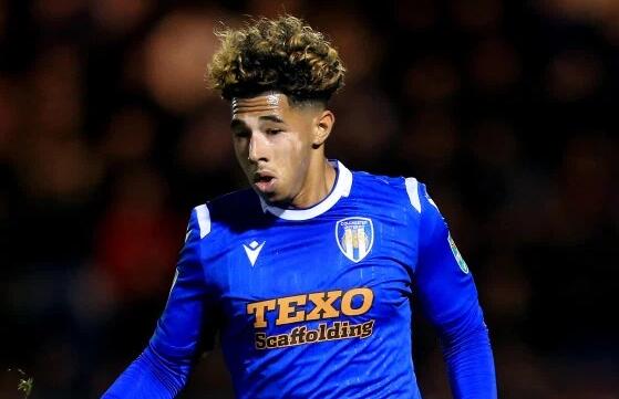 儿时伙伴西尼尔:他曾是个好前锋