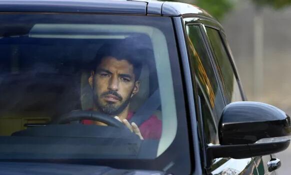 O jornalista espanhol Hick Rodriguez acredita que Aguero é suspeito de exagerar seus ferimentos
.