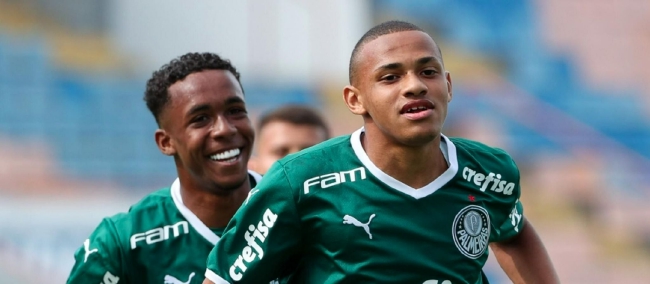  巴甲，一向不缺激情！