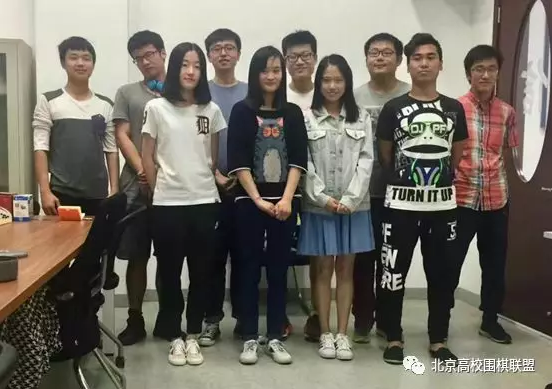 部分参赛队伍合影