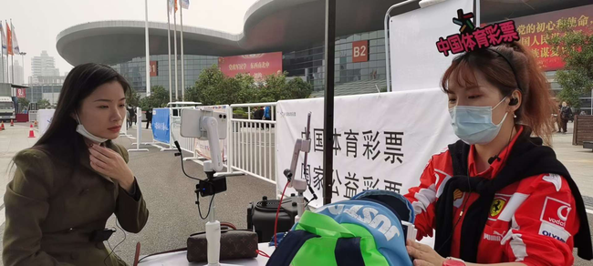 逛武汉国际车展,体彩带给你不一样的精彩!
