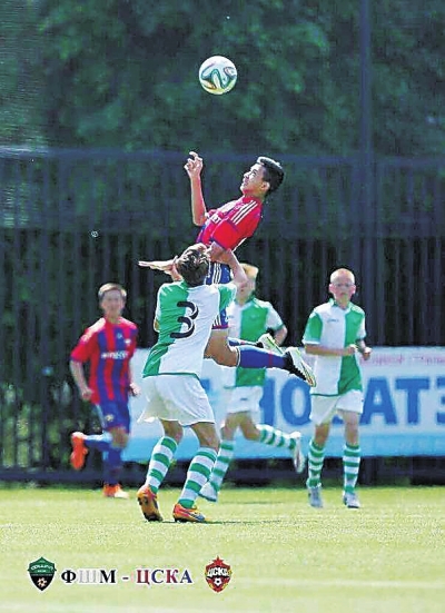 中国小将黎腾龙