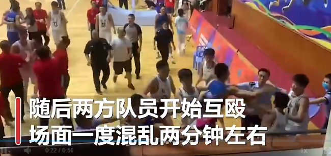 湖南青少年篮球决赛爆发群殴 家长就在观众席