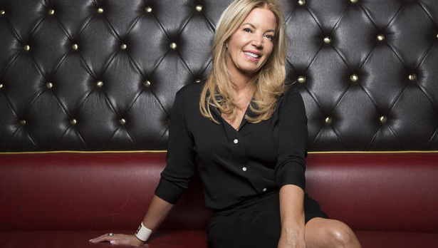 巴斯将责任推给了媒体！