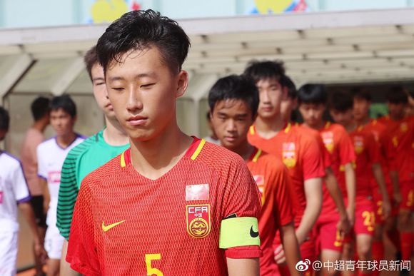 董华洋只有15岁