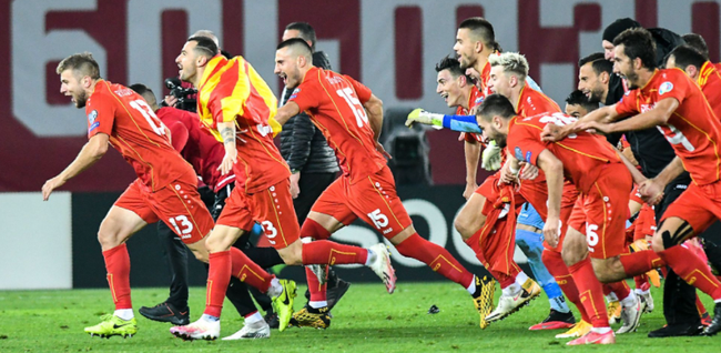 北马其顿庆祝打入欧洲杯正赛