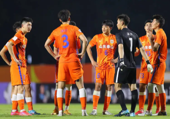 亚冠-蔺国玉险破门曹政屡献扑救 山东泰山0比4大邱FC！