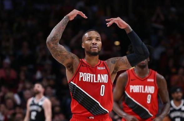 利拉德上赛季只缺席2场