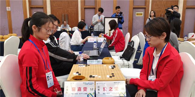 於之莹唐嘉雯2019年曾在智运会女子快棋决赛中遭遇