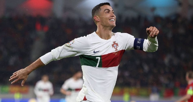 [欧预赛]葡萄牙6-0客胜卢森堡 C罗梅开二度