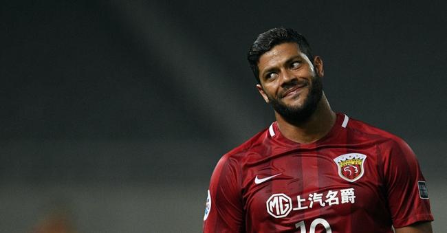 胡尔克愿履行完上港合同来这为提高中国足球