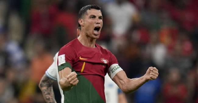 小组赛第4轮葡萄牙客战冰岛C罗打进唯一进球