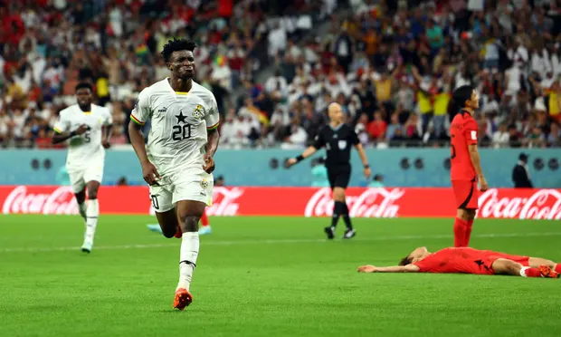 世界杯-曹圭成梅开二度 韩国连追2球2-3不敌加纳！