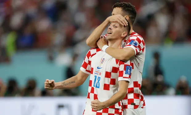 世界杯-铁闸+奥尔西奇进球克罗地亚2-1夺季军