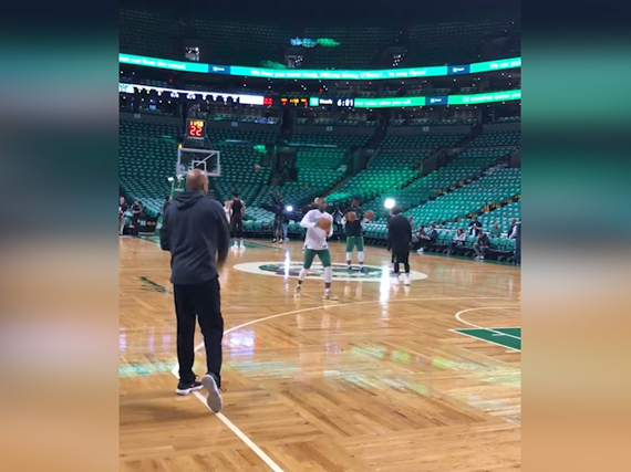 罗齐尔布朗赛前热身投三分