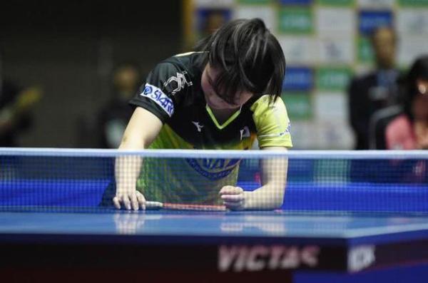 平野美宇被打到“绝望”。