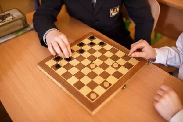 国际跳棋原料图