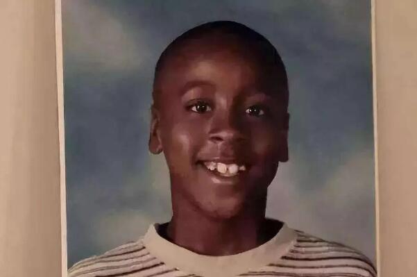 追我就砸你哈登也有烦女人的一天太small了