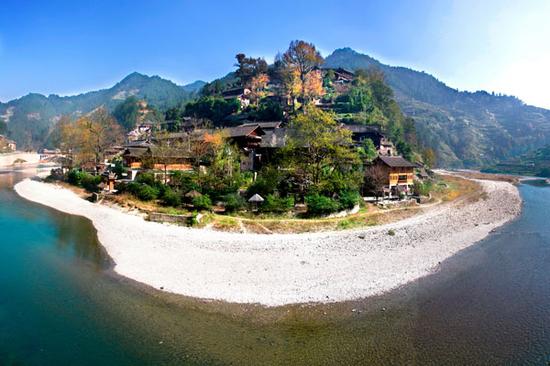 环雷公山超100公里跑国际挑战赛"即将在黔东南苗族侗族自治州的凯里市