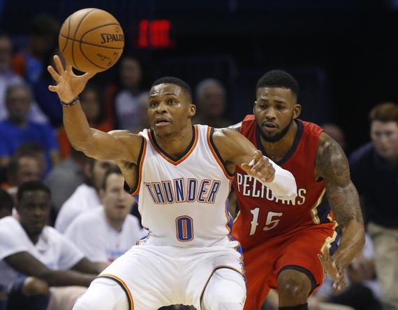 威少独自带队结束两连败