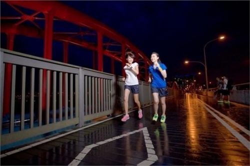 夜跑安全必须注意