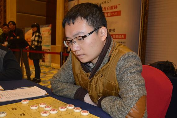 郑惟桐在比赛中(新浪体育资料图)