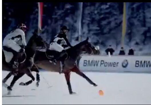 雪地马球速度激情瞬间