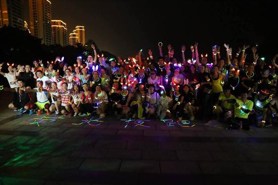 加                    一起跑步中收获生活的正能量