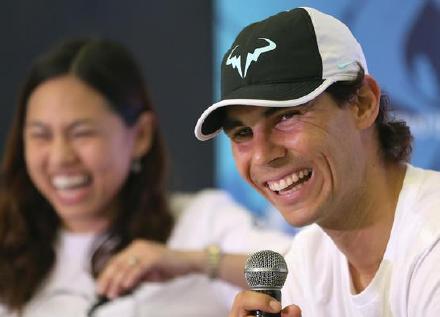 纳达尔在马尼拉出席活动