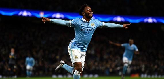 斯特林大放异彩，曼城4-2逆转夺头名