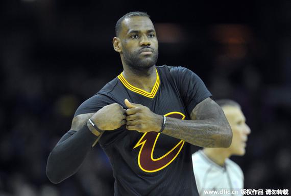 “我的耐心只有一半了，”詹姆斯说