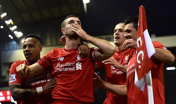 亨队传射，利物浦补时进球战平