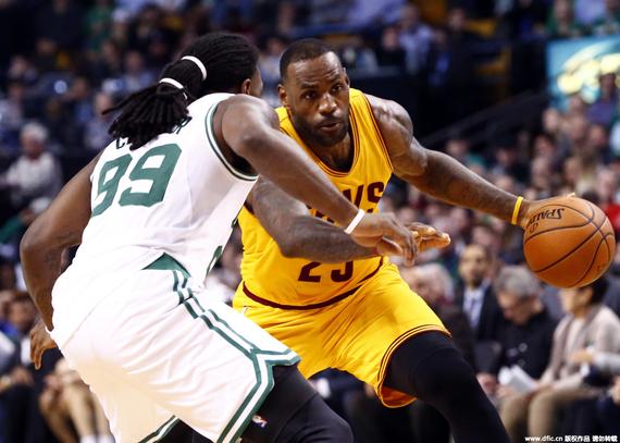 詹皇带领骑士重返东部之巅