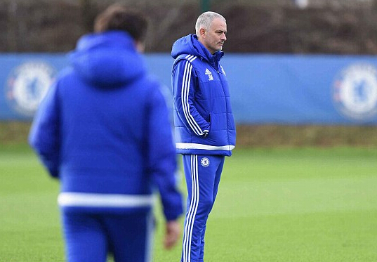 皮尔斯-摩根为穆帅鸣不平