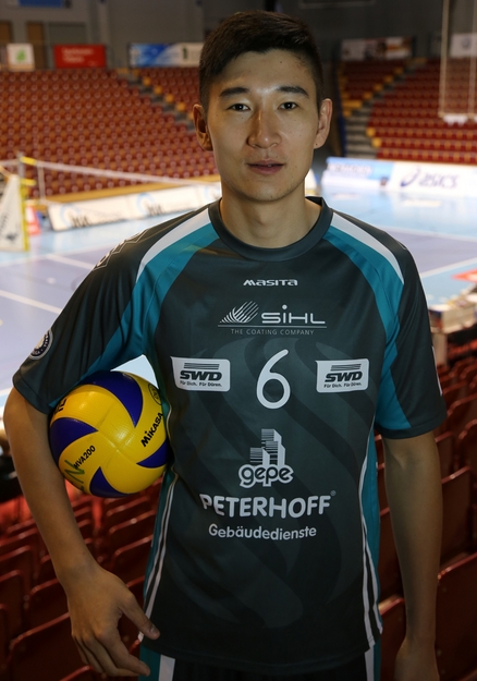 于世波德甲男排俱乐部挑大梁荣膺单场最佳球员