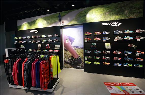 Saucony新店亮相上海中山公园龙之梦