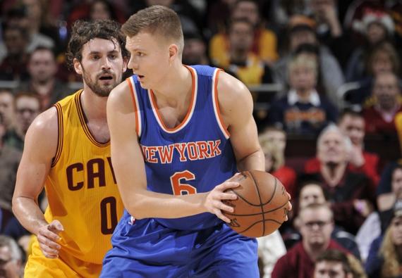 波尔津吉斯命中半场压哨三分