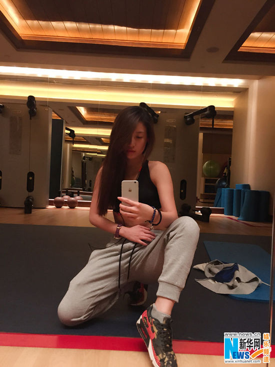 孙敬媛健身照曝光性感迷人腰窝极致撩人图