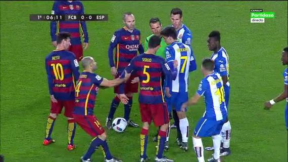 本场比赛，双方冲突不断