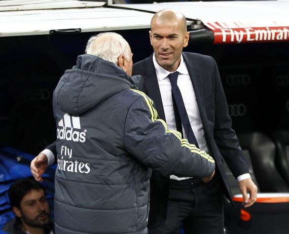 齐达内首秀赢得胜利