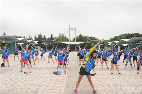 跑前热身很重要。