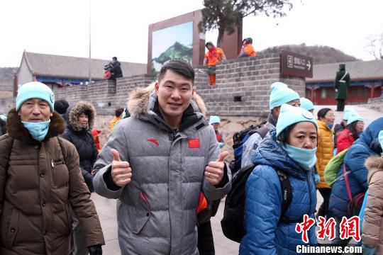 张昊在活动现场接受中新网记者专访。于晓 摄