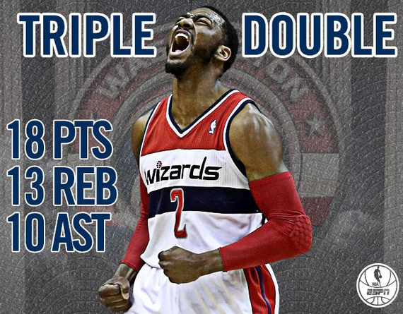 沃尔拿下赛季首次三双